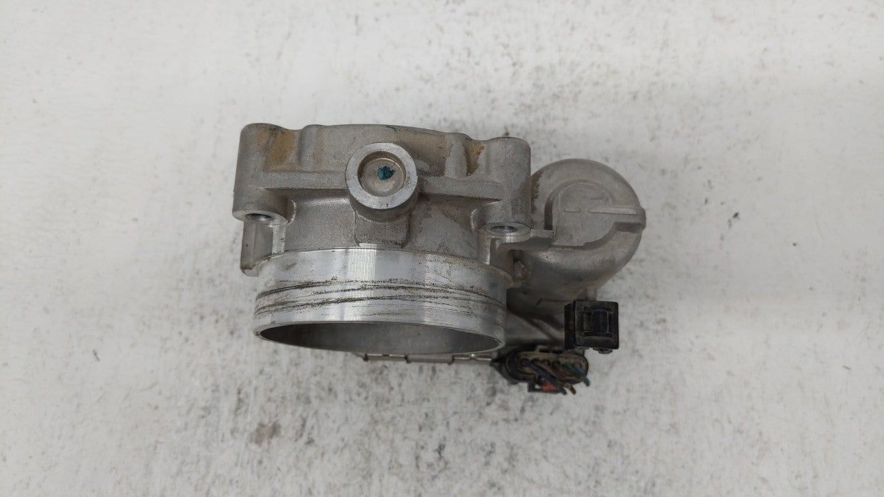 2017 Chrysler Pacifica Throttle Body P/N:05184349AE 05184349AC Fits 2011 2012 2013 2014 2015 2016 2018 2019 OEM Used Auto Parts - Oemusedautoparts1.com