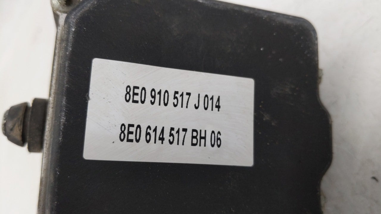 2007-2009 Audi S4 ABS Pump Control Module Replacement P/N:8E0 910 517 H 8E0 614 517BH Fits 2007 2008 2009 OEM Used Auto Parts - Oemusedautoparts1.com