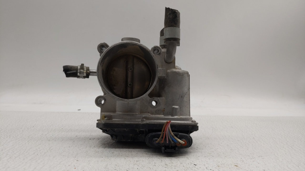 2012-2019 Hyundai Accent Throttle Body P/N:35100-2B300 Fits 2012 2013 2014 2015 2016 2017 2018 2019 OEM Used Auto Parts - Oemusedautoparts1.com