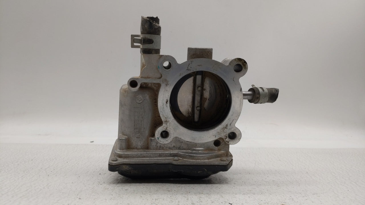 2012-2019 Hyundai Accent Throttle Body P/N:35100-2B300 Fits 2012 2013 2014 2015 2016 2017 2018 2019 OEM Used Auto Parts - Oemusedautoparts1.com