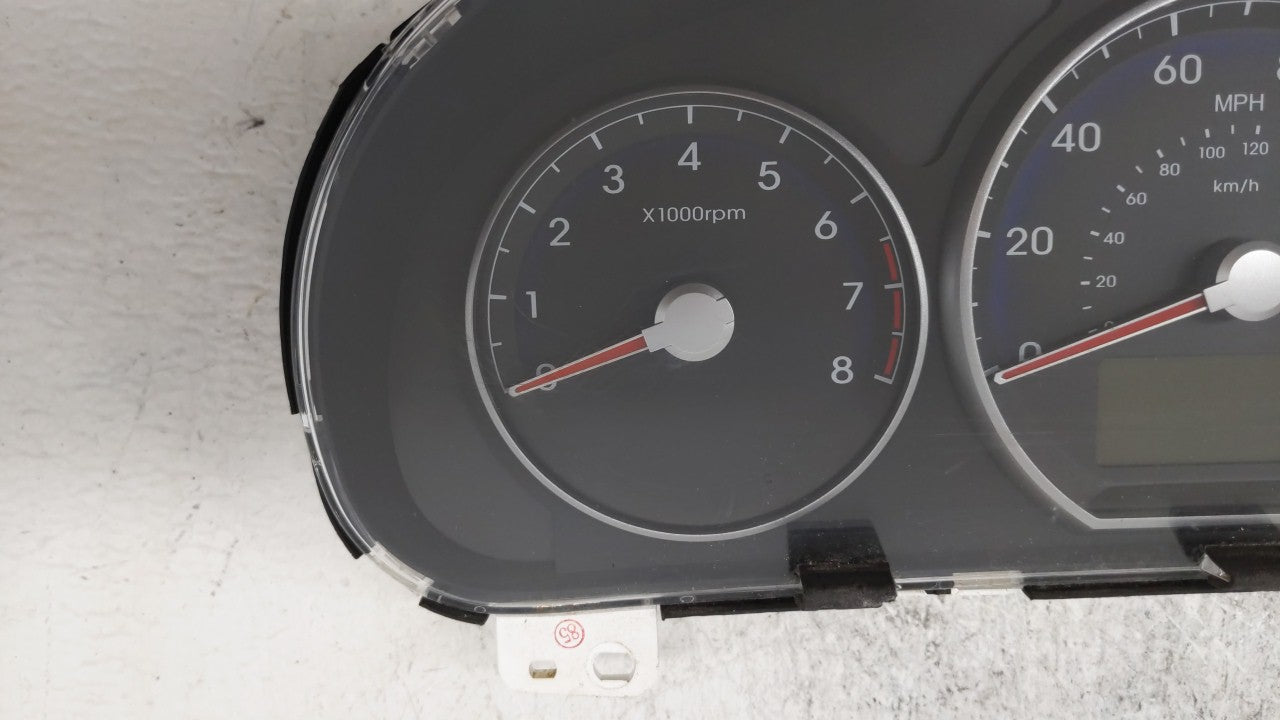 2010-2012 Hyundai Santa Fe Instrument Cluster Speedometer Gauges P/N:94011-0W031 94011-0W030 Fits 2010 2011 2012 OEM Used Auto Parts - Oemusedautoparts1.com