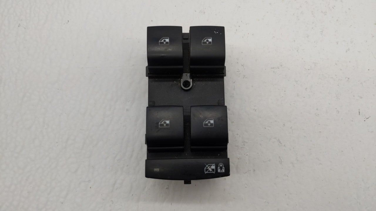 2012 Chevrolet Orlando Master Power Window Switch Replacement Driver Side Left P/N:13320973 20830838 Fits 2011 OEM Used Auto Parts - Oemusedautoparts1.com