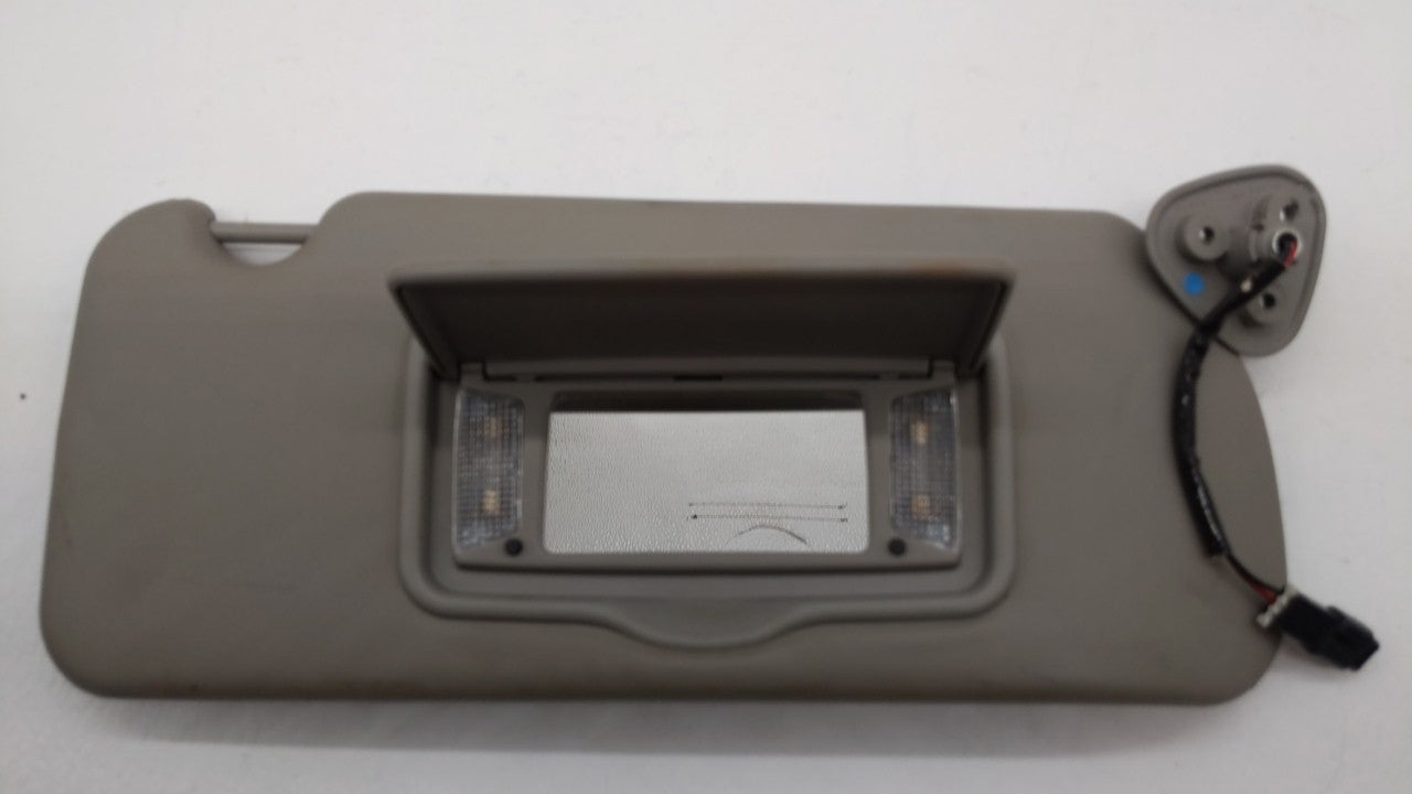 2004-2009 Cadillac Srx Sun Visor Shade Replacement Passenger Right Mirror Fits 2004 2005 2006 2007 2008 2009 OEM Used Auto Parts - Oemusedautoparts1.com
