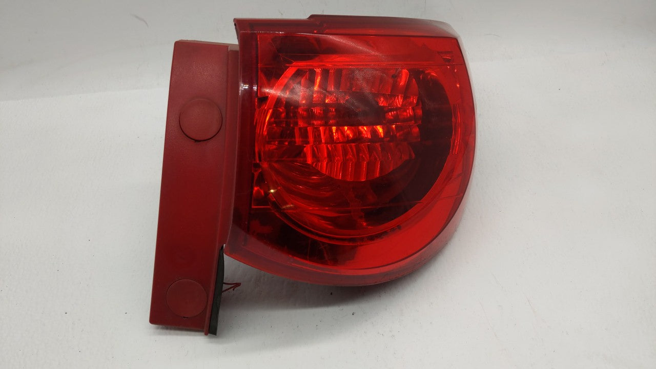 2009-2012 Chevrolet Traverse Driver Left Side Tail Light Taillight Oem 201713 - Oemusedautoparts1.com