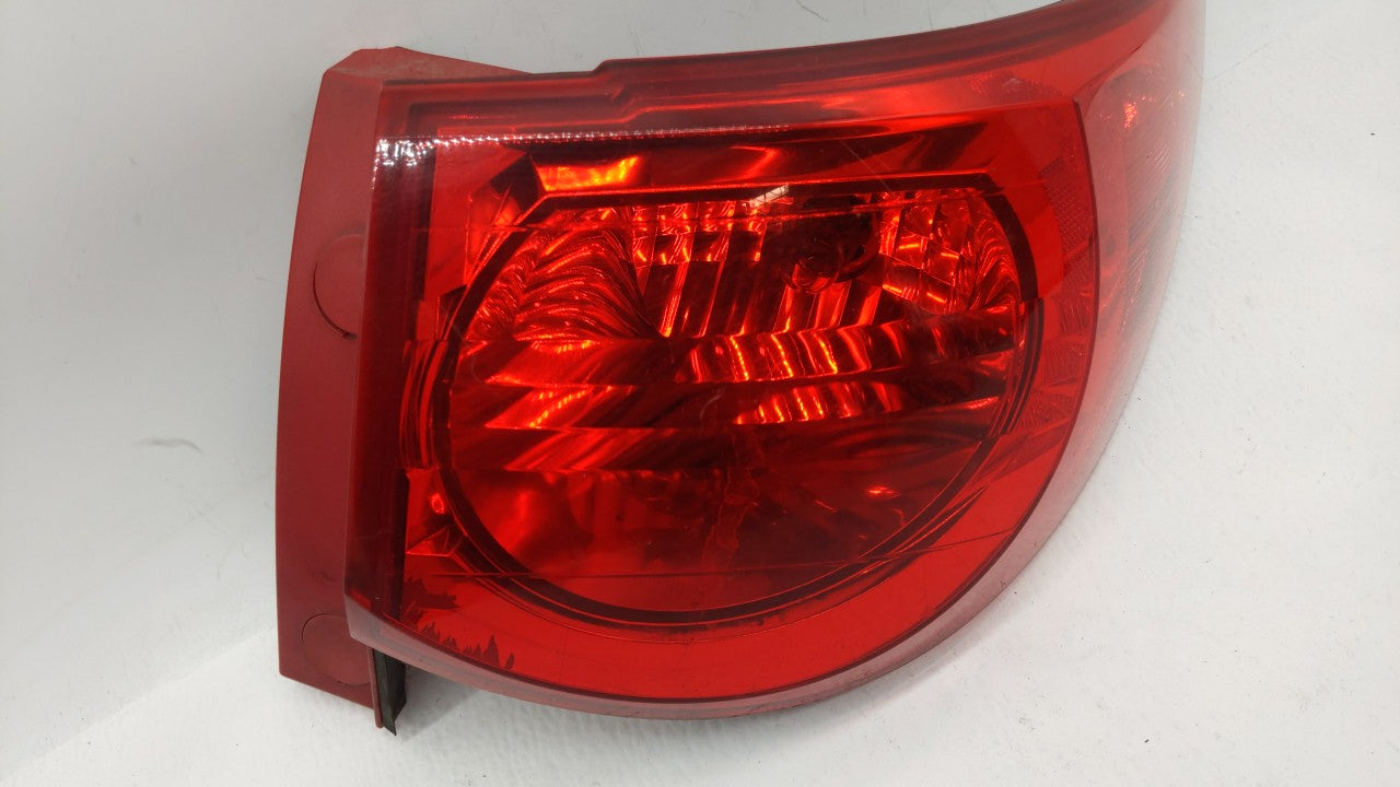 2009-2012 Chevrolet Traverse Driver Left Side Tail Light Taillight Oem 201713 - Oemusedautoparts1.com