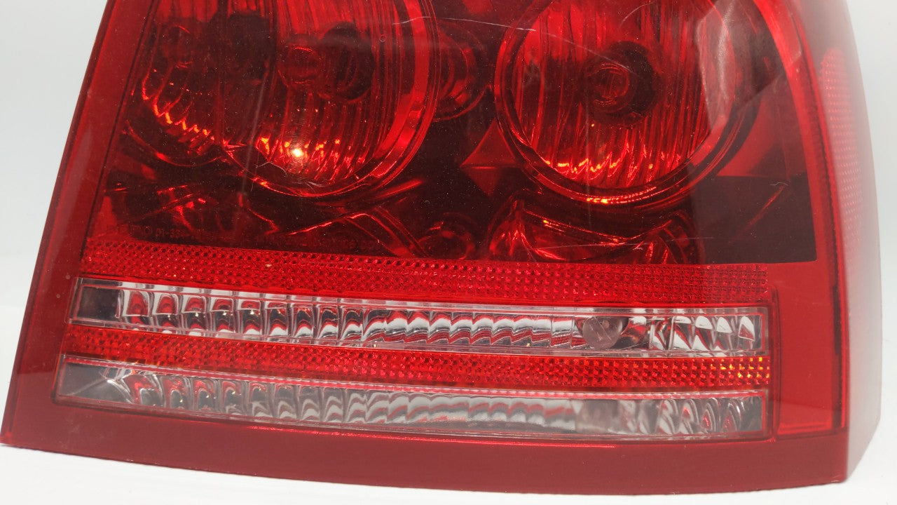 2006-2008 Dodge Charger Tail Light Assembly Passenger Right OEM Fits 2006 2007 2008 OEM Used Auto Parts - Oemusedautoparts1.com