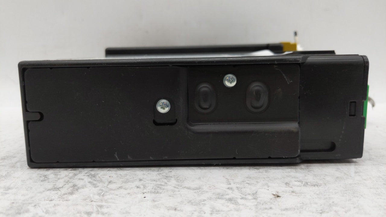 2014 Chevrolet Silverado 1500 Radio AM FM Cd Player Receiver Replacement P/N:13590746 13592804 Fits 2013 2015 OEM Used Auto Parts - Oemusedautoparts1.com