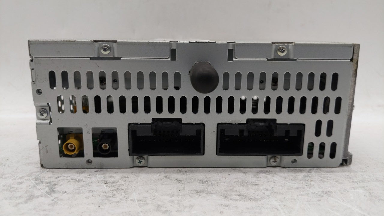 2013 Ford Explorer Radio AM FM Cd Player Receiver Replacement P/N:DB5T-19C107-CB DB5T-19C107-CC Fits OEM Used Auto Parts - Oemusedautoparts1.com