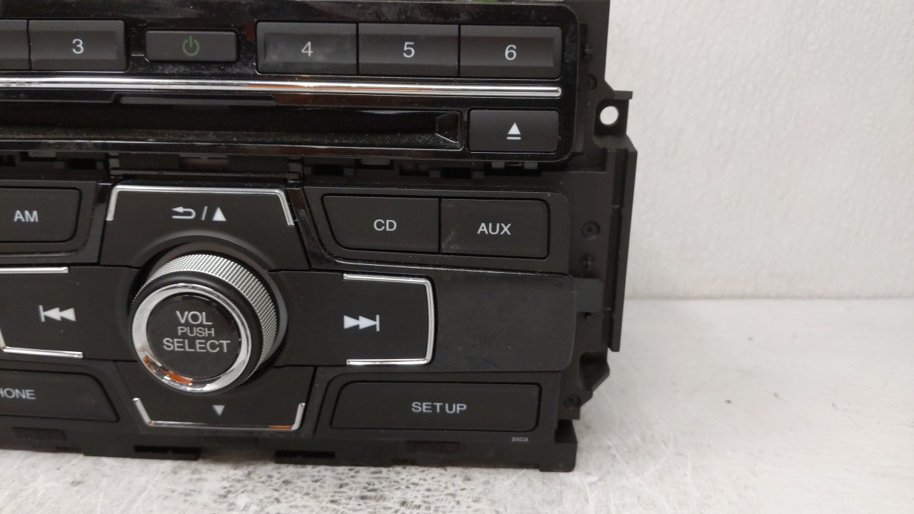 2013-2015 Honda Civic Radio AM FM Cd Player Receiver Replacement P/N:39100-TR3-A314-M1 39100-TS8-L314-M1 Fits 2013 2014 2015 OEM Used Auto Parts - Oemusedautoparts1.com