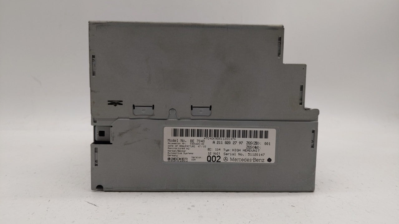 2005-2007 Mercedes-Benz E320 Radio AM FM Cd Player Receiver Replacement P/N:2118202797 211 820 27 97 Fits 2005 2006 2007 OEM Used Auto Parts - Oemusedautoparts1.com