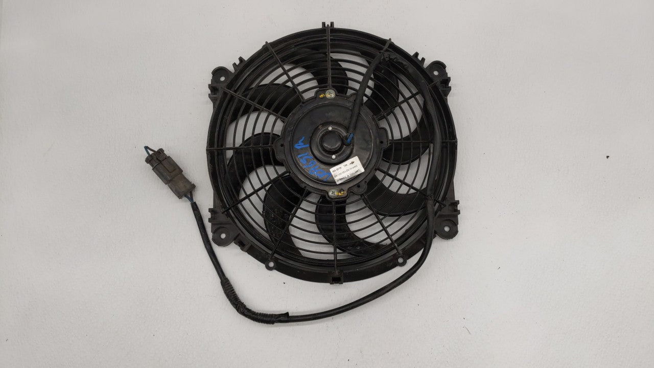 2002-2006 Acura Rsx Left Radiator Fan Motor Assembly - Oemusedautoparts1.com