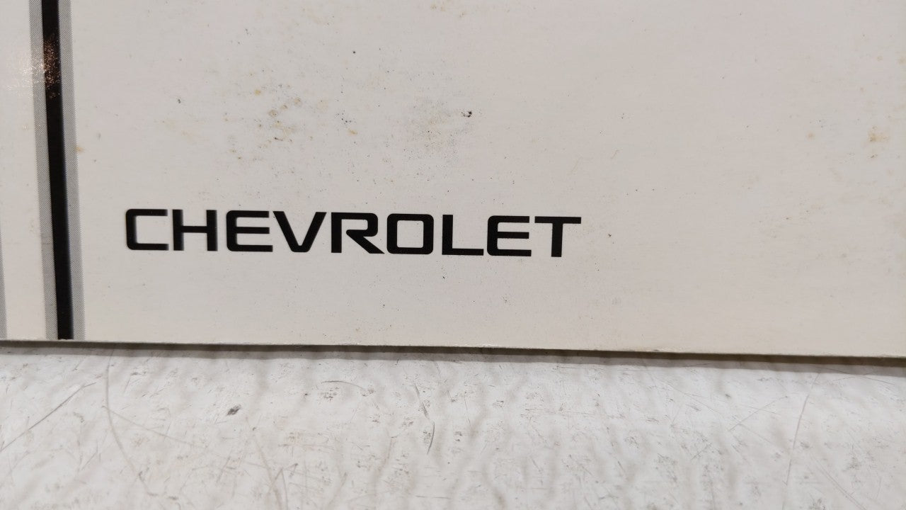 2005 Chevrolet Equinox Owners Manual Book Guide OEM Used Auto Parts - Oemusedautoparts1.com