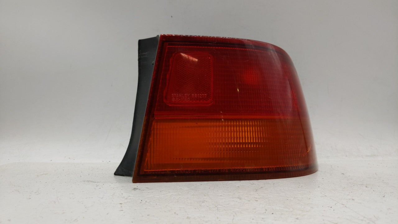 1996-1998 Honda Civic Tail Light Assembly Passenger Right OEM Fits 1996 1997 1998 OEM Used Auto Parts - Oemusedautoparts1.com