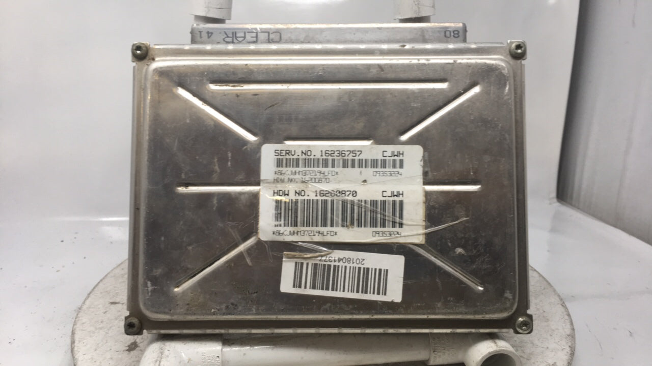 1998-1999 Oldsmobile Cutlass PCM Engine Computer ECU ECM PCU OEM P/N:16236757 Fits 1998 1999 OEM Used Auto Parts - Oemusedautoparts1.com