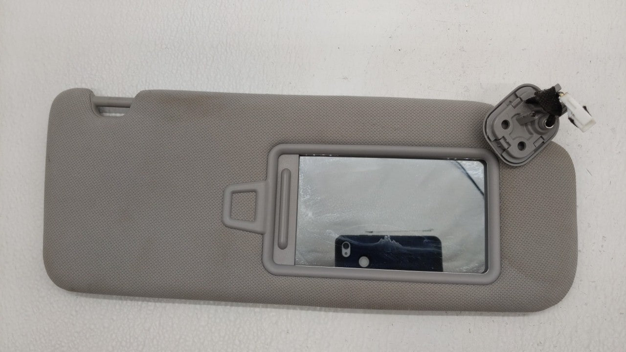 2015-2019 Hyundai Sonata Sun Visor Shade Replacement Passenger Right Mirror Fits 2015 2016 2017 2018 2019 OEM Used Auto Parts - Oemusedautoparts1.com