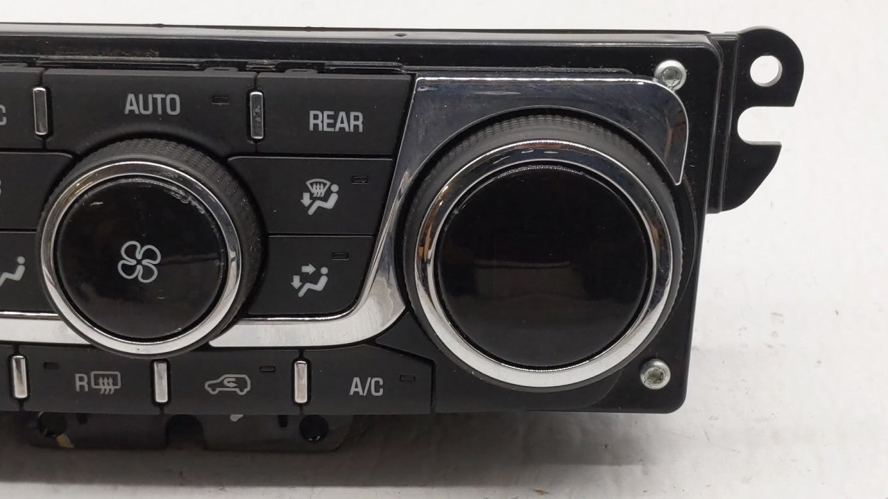 2018 Chevrolet Traverse Climate Control Module Temperature AC/Heater Replacement P/N:23158333 23251326 Fits OEM Used Auto Parts - Oemusedautoparts1.com