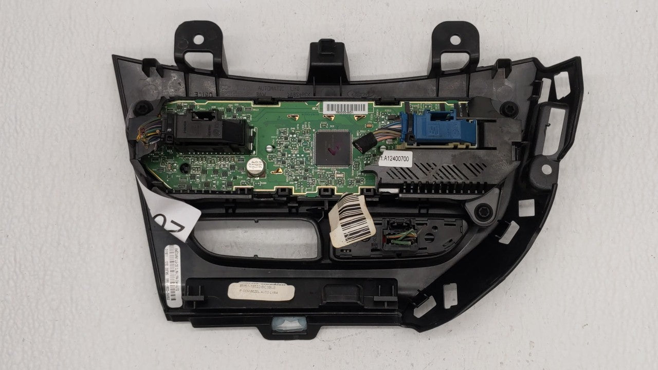 2012 Ford Focus Climate Control Module Temperature AC/Heater Replacement P/N:BM51-18522-BC BM5T-18C612-AJ Fits OEM Used Auto Parts - Oemusedautoparts1.com