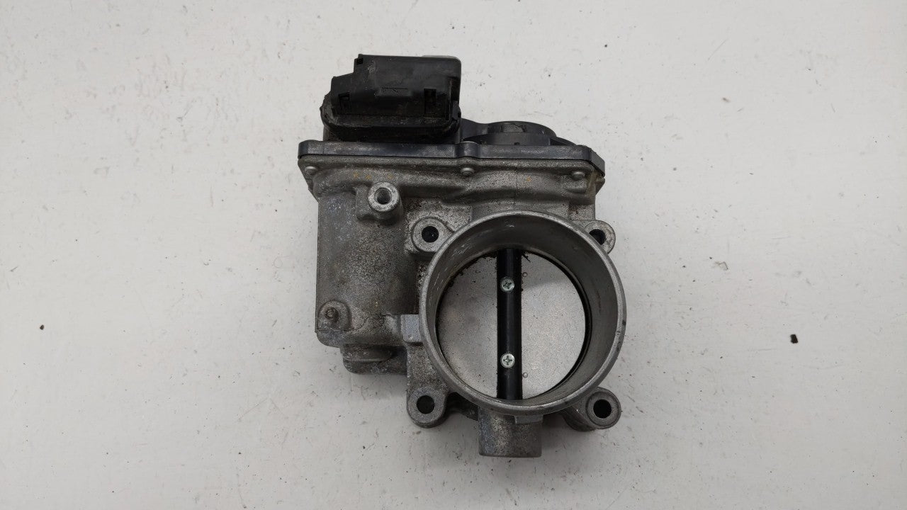 2014 Mazda Cx-5 Throttle Body P/N:PY01 13 640 A Fits OEM Used Auto Parts - Oemusedautoparts1.com