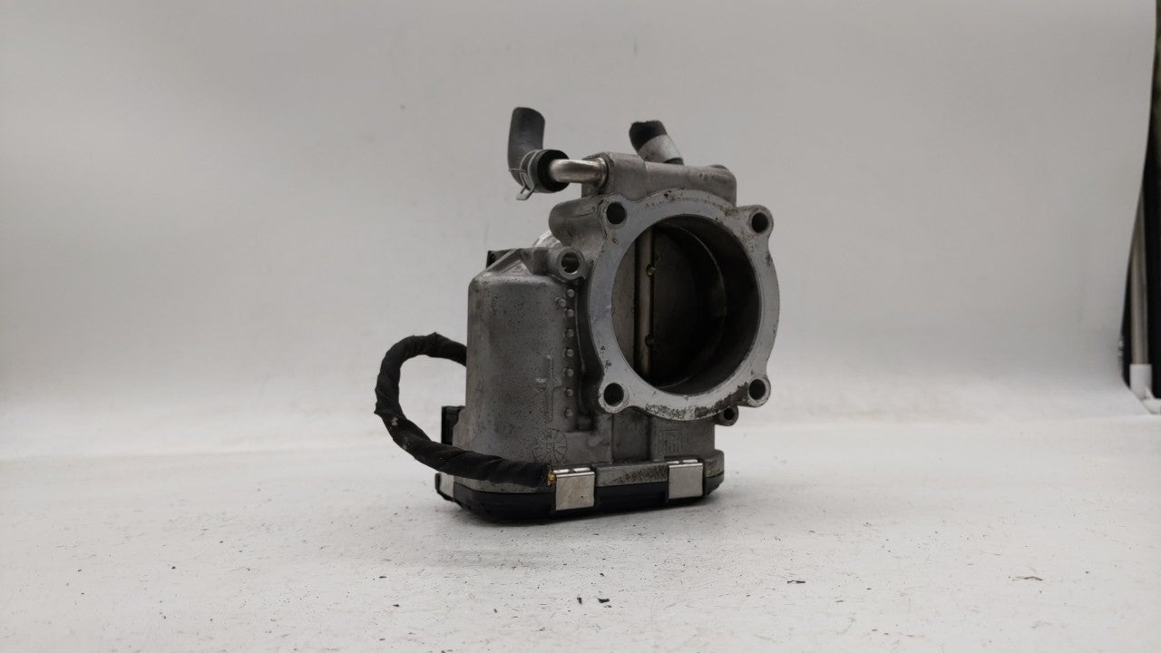 2016-2019 Kia Sorento Throttle Body P/N:0 280 750 618 35100-2G600 Fits 2015 2016 2017 2018 2019 OEM Used Auto Parts - Oemusedautoparts1.com