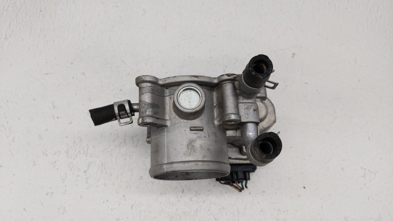 2012-2019 Hyundai Accent Throttle Body P/N:35100-2B300 Fits 2012 2013 2014 2015 2016 2017 2018 2019 OEM Used Auto Parts - Oemusedautoparts1.com