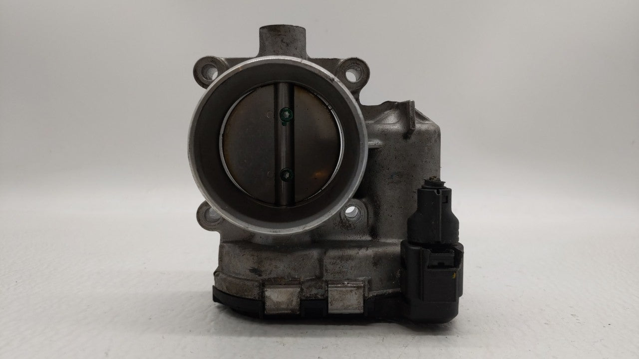 2014-2017 Volkswagen Passat Throttle Body P/N:0 280 750590 06K 133 062 D Fits 2014 2015 2016 2017 OEM Used Auto Parts - Oemusedautoparts1.com