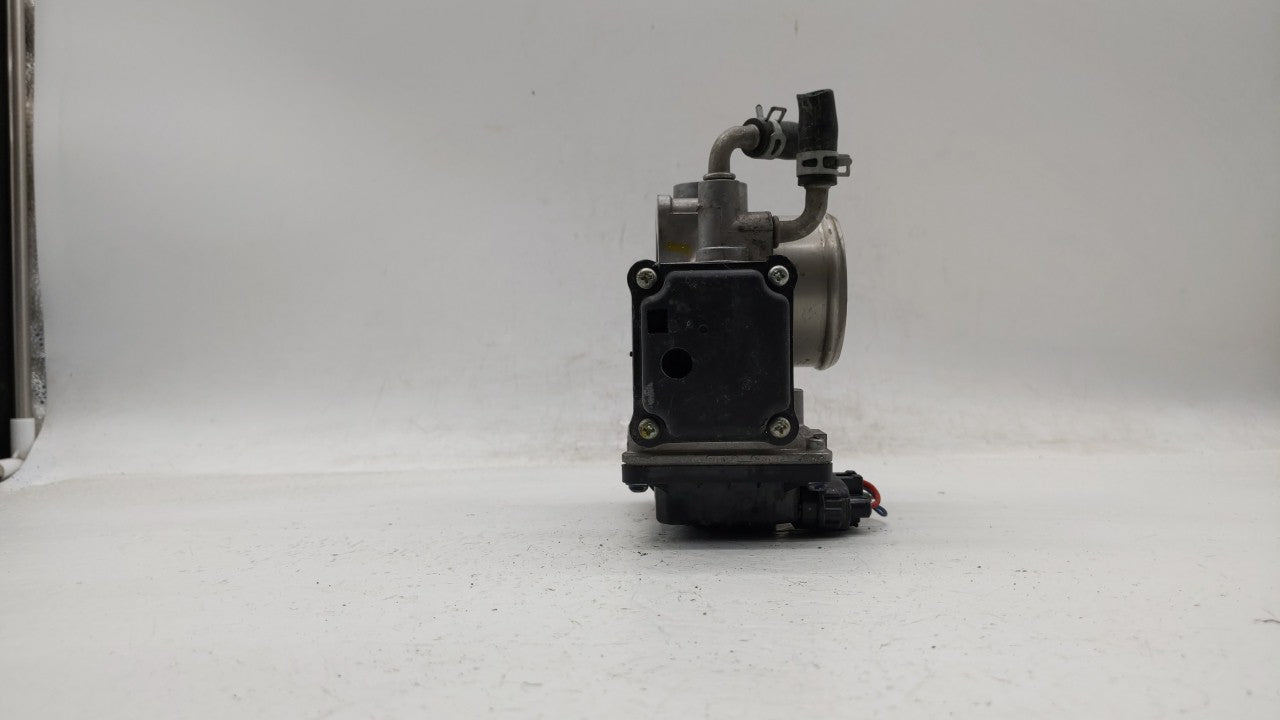 2016-2019 Honda Civic Throttle Body P/N:GMG9A Fits 2016 2017 2018 2019 OEM Used Auto Parts - Oemusedautoparts1.com