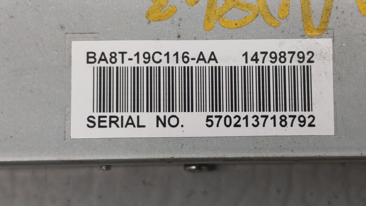 2011-2012 Ford Flex Radio AM FM Cd Player Receiver Replacement P/N:BA8T-19C116-AA AR3T-19C158-BB Fits 2011 2012 OEM Used Auto Parts - Oemusedautoparts1.com