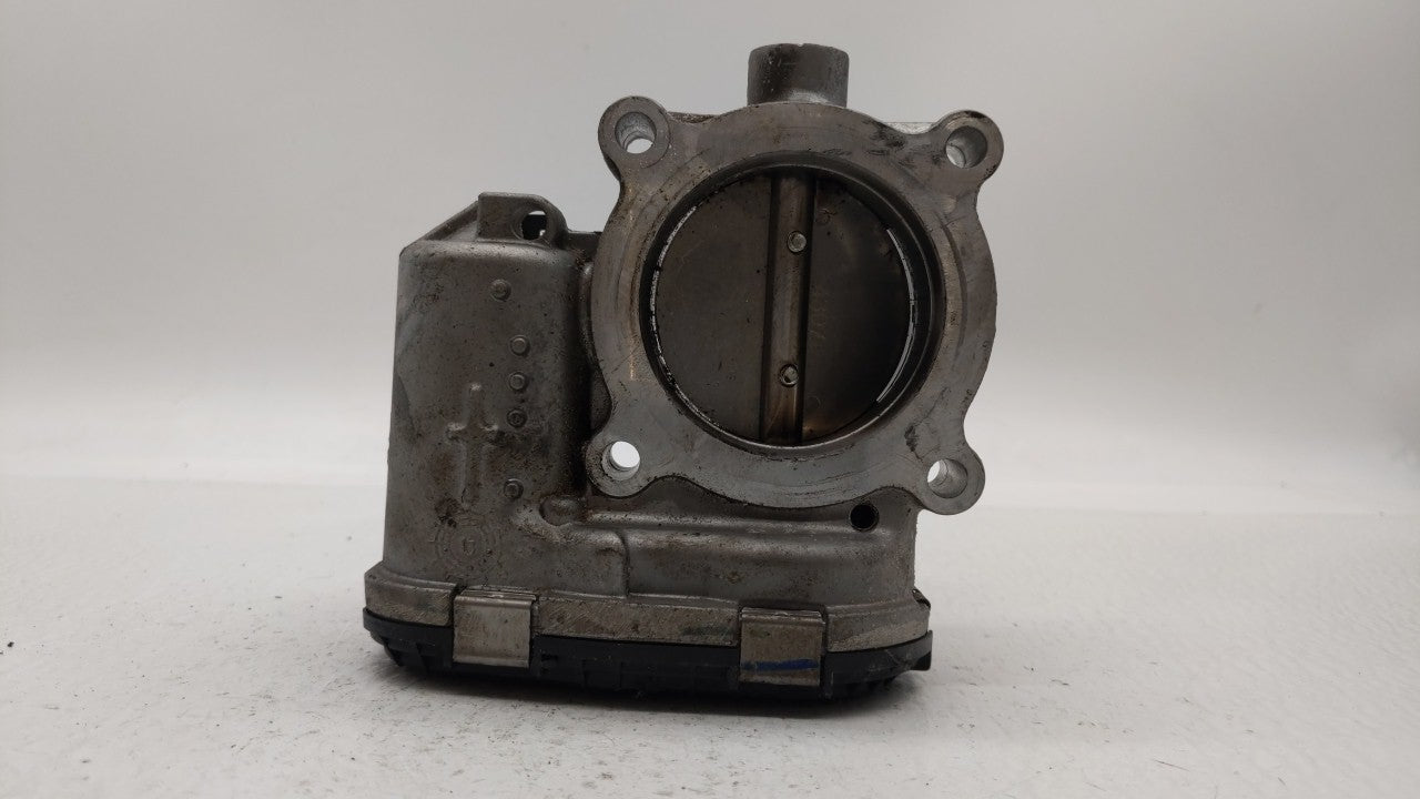 2014-2018 Ford Focus Throttle Body P/N:DS7E-9F991-BB Fits 2014 2015 2016 2017 2018 2019 OEM Used Auto Parts - Oemusedautoparts1.com