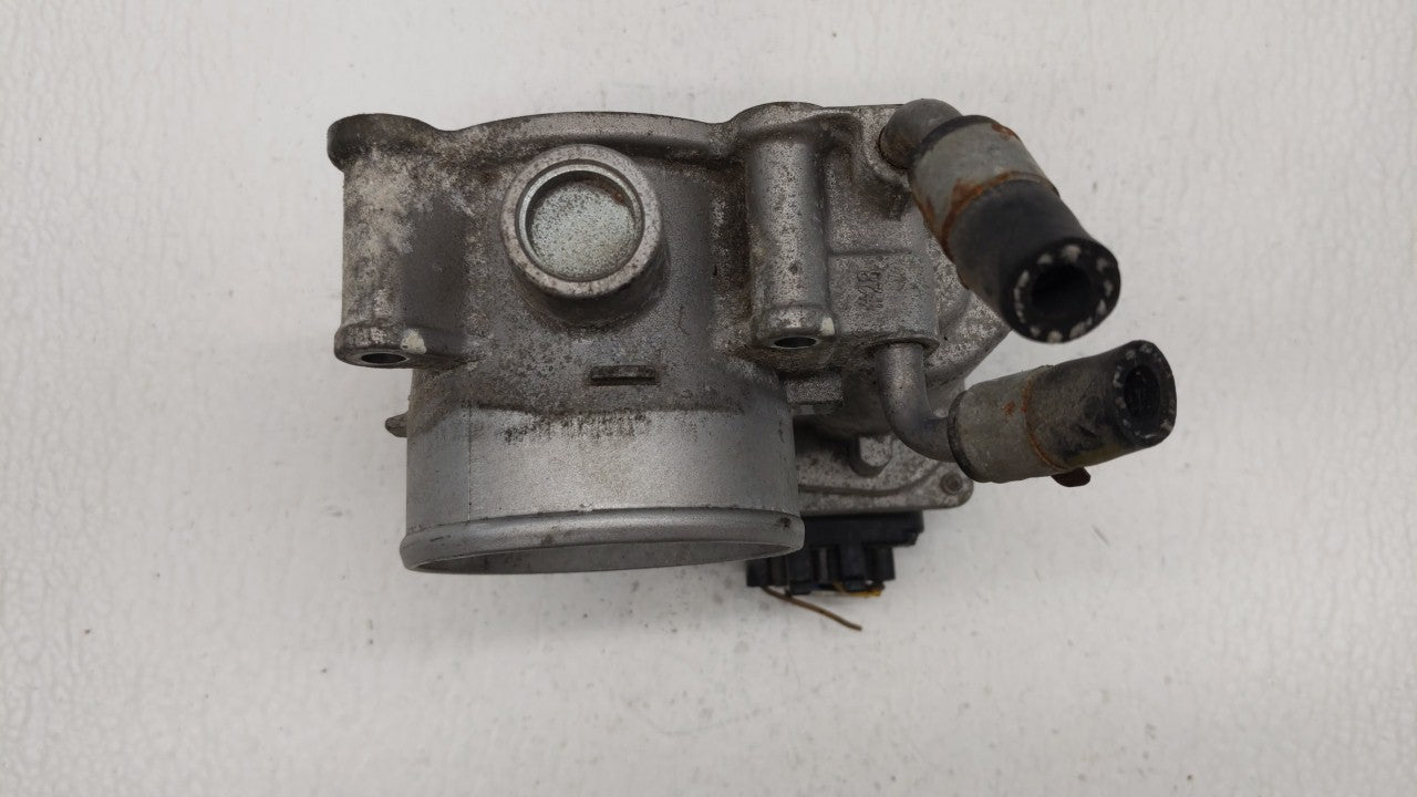 2011-2018 Hyundai Elantra Throttle Body P/N:35100-2E000 Fits 2011 2012 2013 2014 2015 2016 2017 2018 2019 OEM Used Auto Parts - Oemusedautoparts1.com