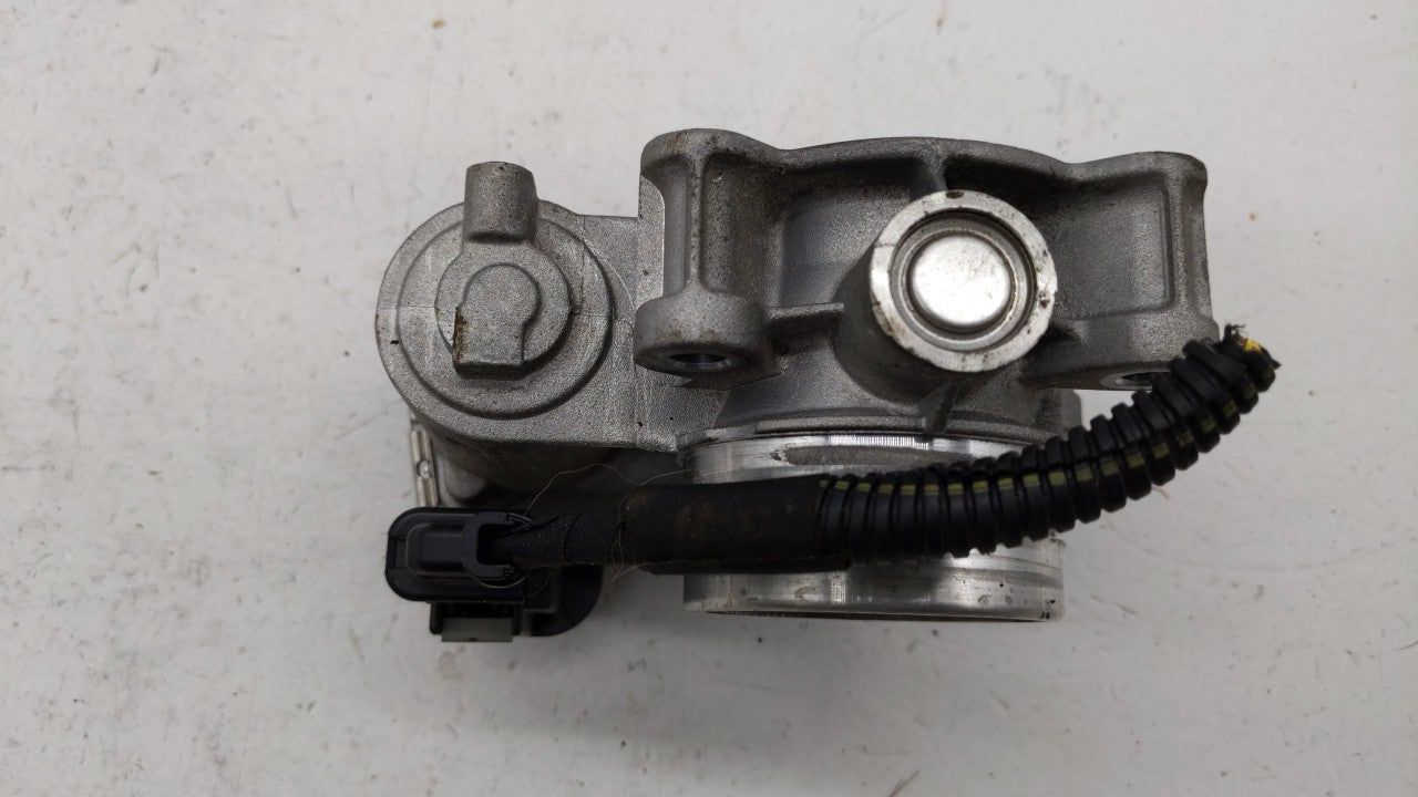 2016-2019 Chevrolet Malibu Throttle Body P/N:12659491BA 12671379AA Fits 2016 2017 2018 2019 OEM Used Auto Parts - Oemusedautoparts1.com