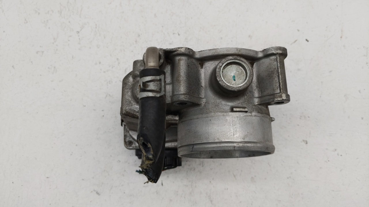 2014-2019 Nissan Rogue Throttle Body P/N:3TA60-01 B 3TA60-01 A Fits 2013 2014 2015 2016 2017 2018 2019 OEM Used Auto Parts - Oemusedautoparts1.com