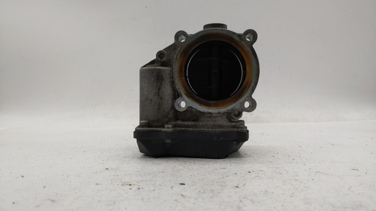 2009-2017 Volkswagen Cc Throttle Body P/N:06F 133 062 E 06F 133 062 J Fits OEM Used Auto Parts - Oemusedautoparts1.com