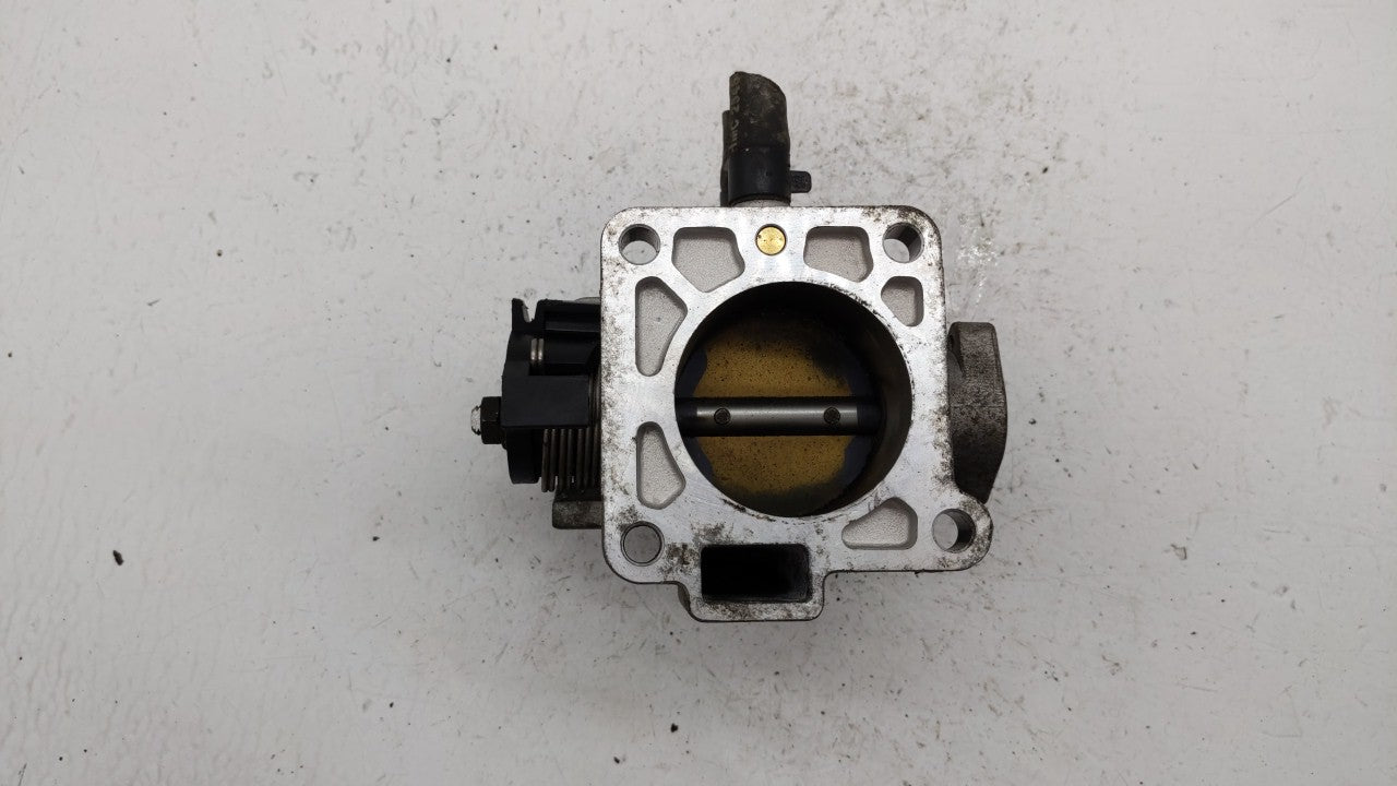 2006-2011 Hyundai Accent Throttle Body P/N:35100-26860 Fits 2006 2007 2008 2009 2010 2011 OEM Used Auto Parts - Oemusedautoparts1.com