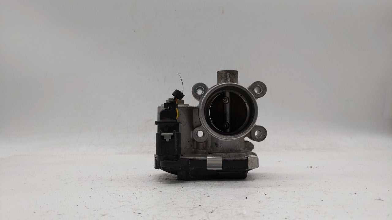 2018-2019 Chevrolet Equinox Throttle Body P/N:12659491BA 12671379AA Fits 2016 2017 2018 2019 OEM Used Auto Parts - Oemusedautoparts1.com