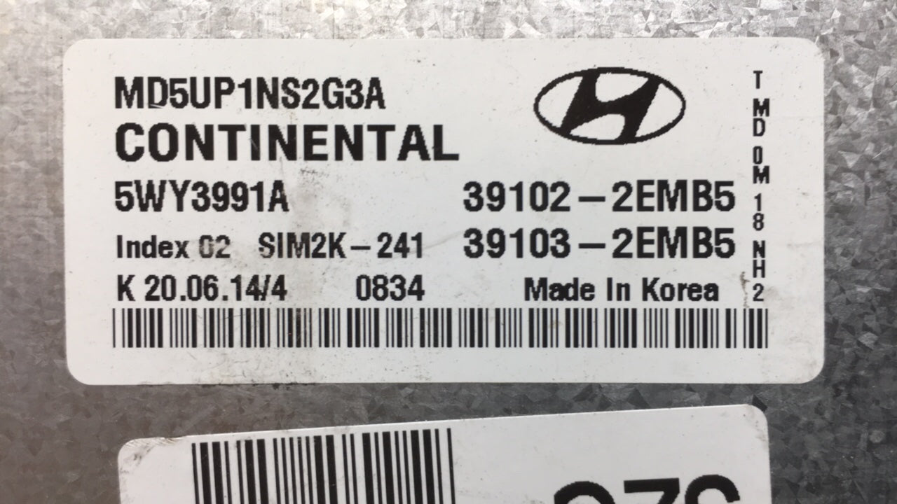 2014-2016 Hyundai Elantra PCM Engine Computer ECU ECM PCU OEM P/N:39102-2EMB5 Fits 2014 2015 2016 OEM Used Auto Parts - Oemusedautoparts1.com