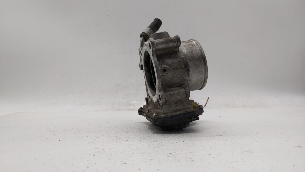 2011-2018 Hyundai Elantra Throttle Body P/N:35100-2E000 Fits 2011 2012 2013 2014 2015 2016 2017 2018 2019 OEM Used Auto Parts - Oemusedautoparts1.com