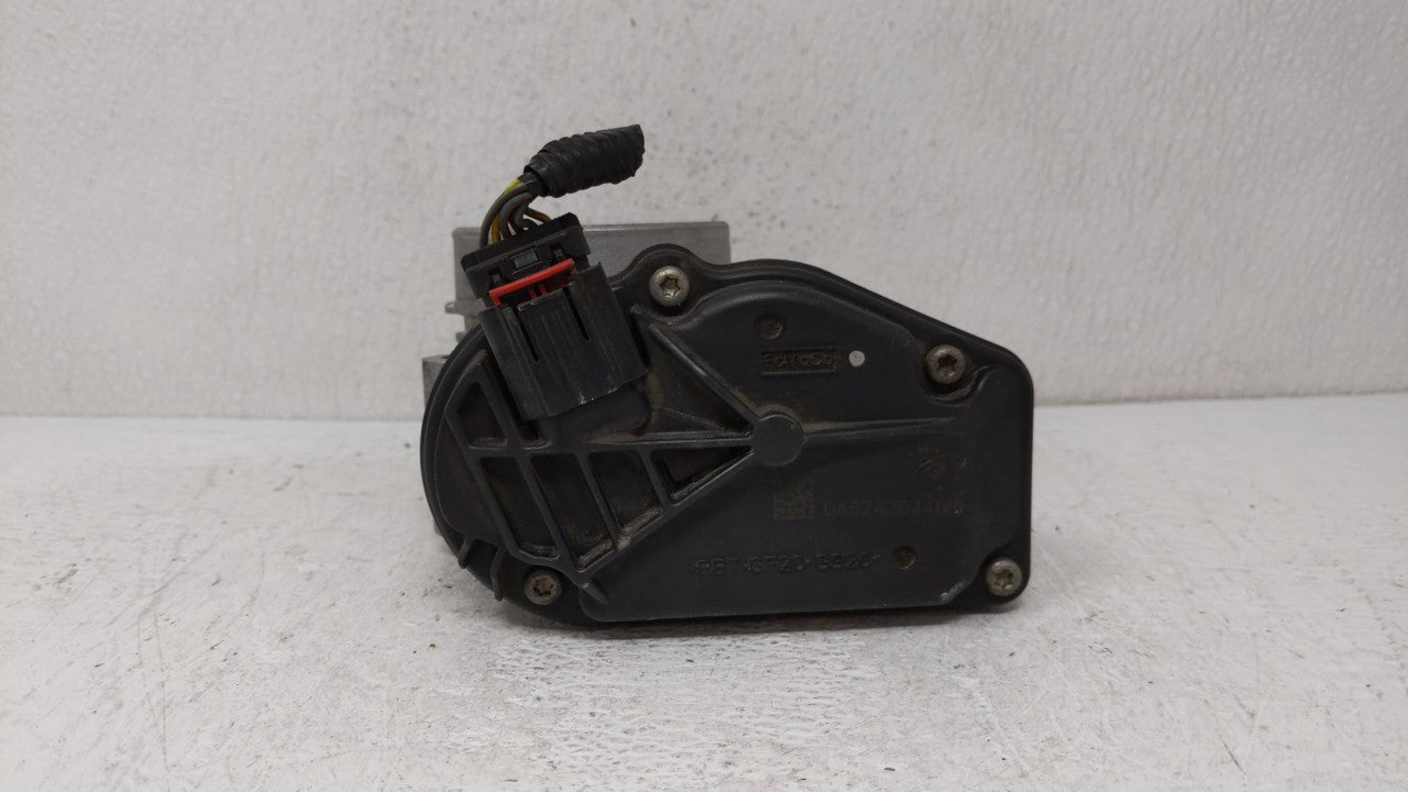 2014-2020 Ford Transit Connect Throttle Body P/N:DS7E-9F991-AD DS7E-9F991-AF Fits 2013 2014 2015 2016 2017 2018 2019 2020 OEM Used Auto Parts - Oemusedautoparts1.com