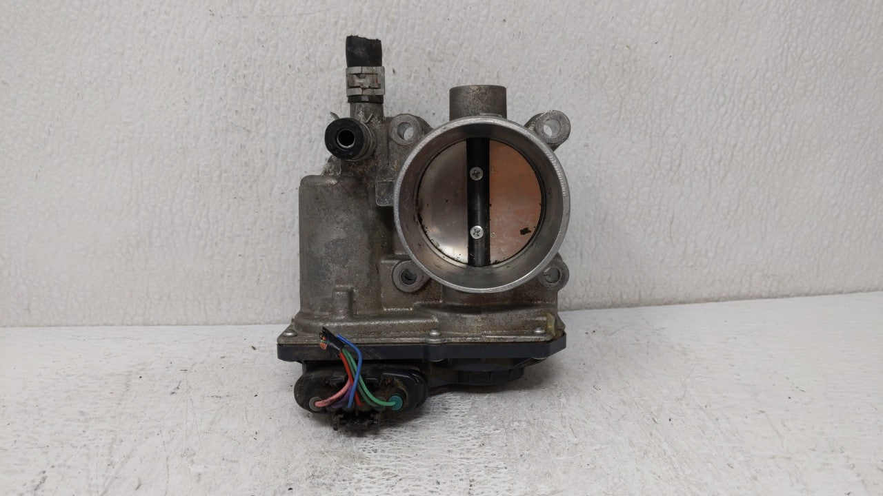 2011-2018 Toyota Corolla Throttle Body P/N:22030-0T080 Fits 2011 2012 2013 2014 2015 2016 2017 2018 OEM Used Auto Parts - Oemusedautoparts1.com