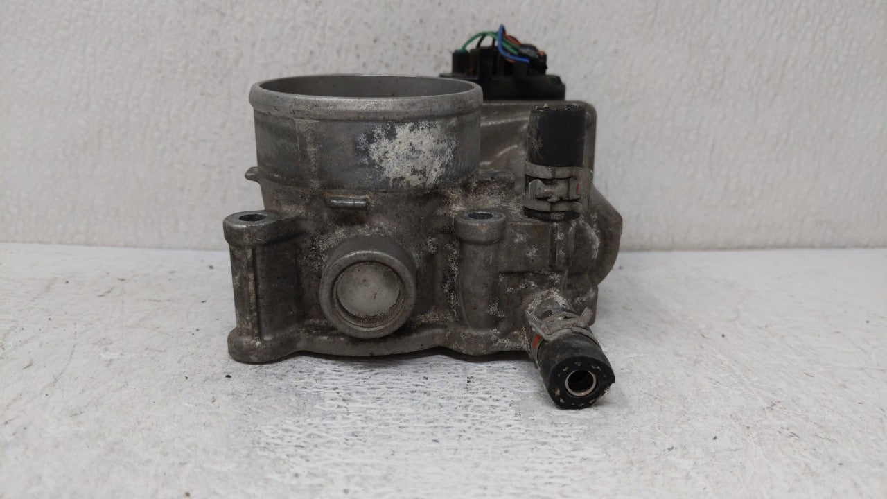 2011-2018 Toyota Corolla Throttle Body P/N:22030-0T080 Fits 2011 2012 2013 2014 2015 2016 2017 2018 OEM Used Auto Parts - Oemusedautoparts1.com