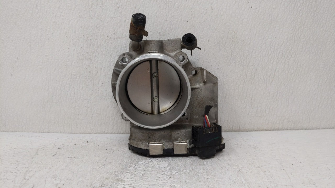 2011-2015 Kia Optima Throttle Body P/N:35100-2G700 Fits 2011 2012 2013 2014 2015 2016 OEM Used Auto Parts - Oemusedautoparts1.com