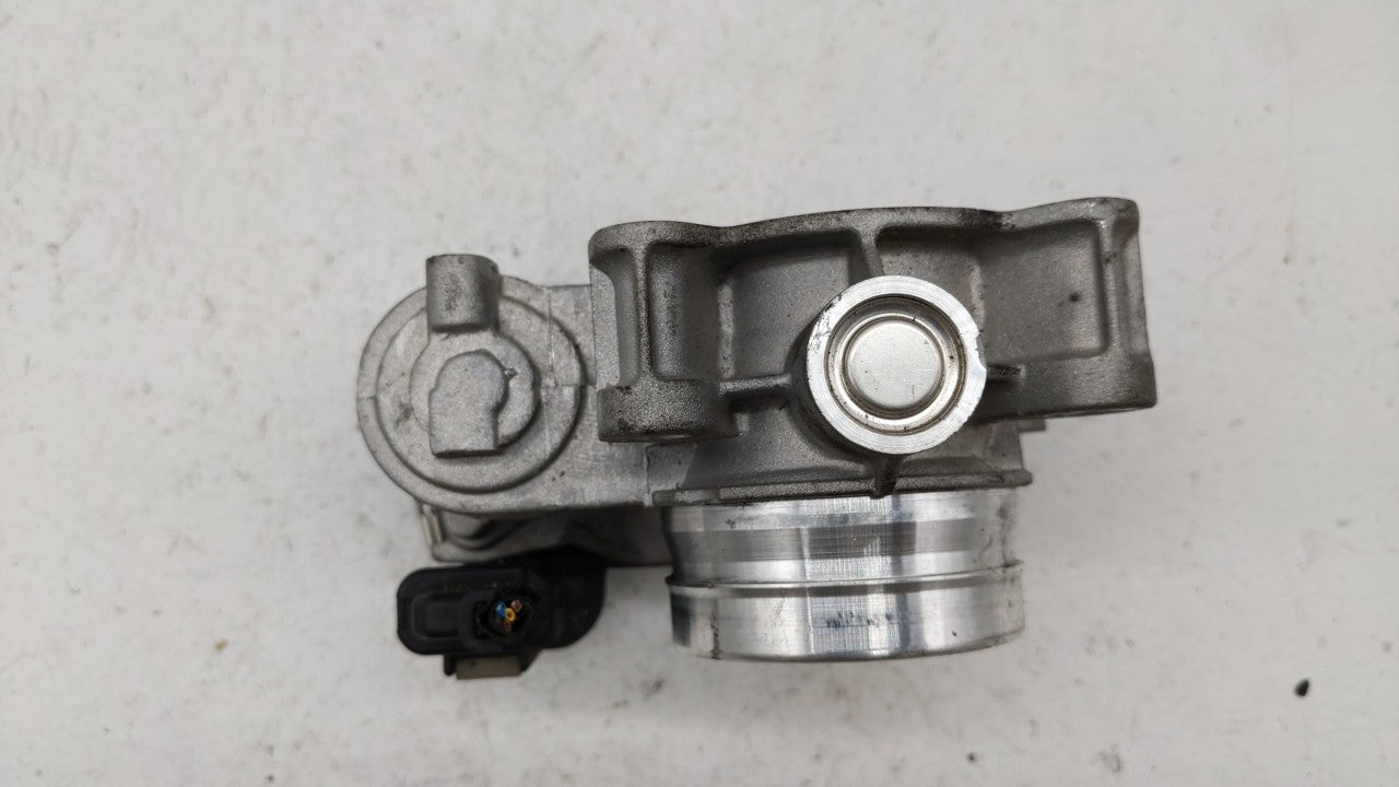 2016-2019 Chevrolet Malibu Throttle Body P/N:12659491BA 12671379AA Fits 2016 2017 2018 2019 OEM Used Auto Parts - Oemusedautoparts1.com