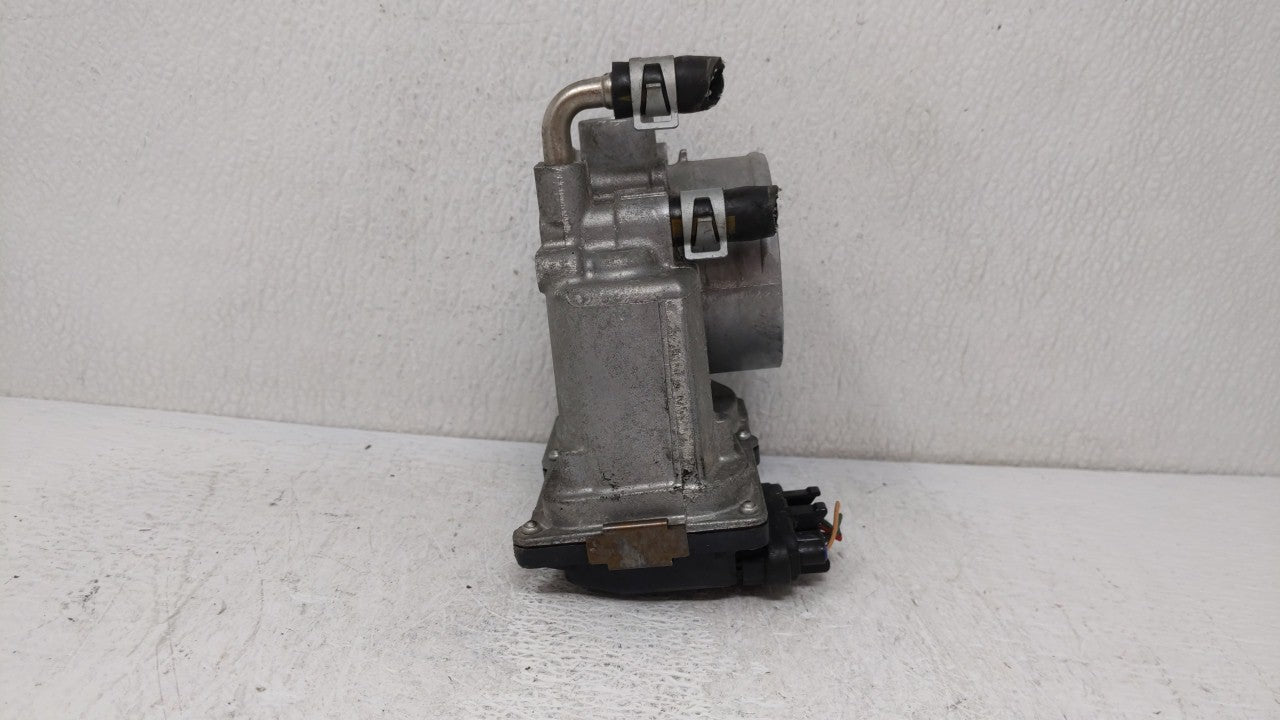 2013-2018 Nissan Altima Throttle Body P/N:3TA60-01 B 3TA60-01 A Fits 2013 2014 2015 2016 2017 2018 2019 OEM Used Auto Parts - Oemusedautoparts1.com