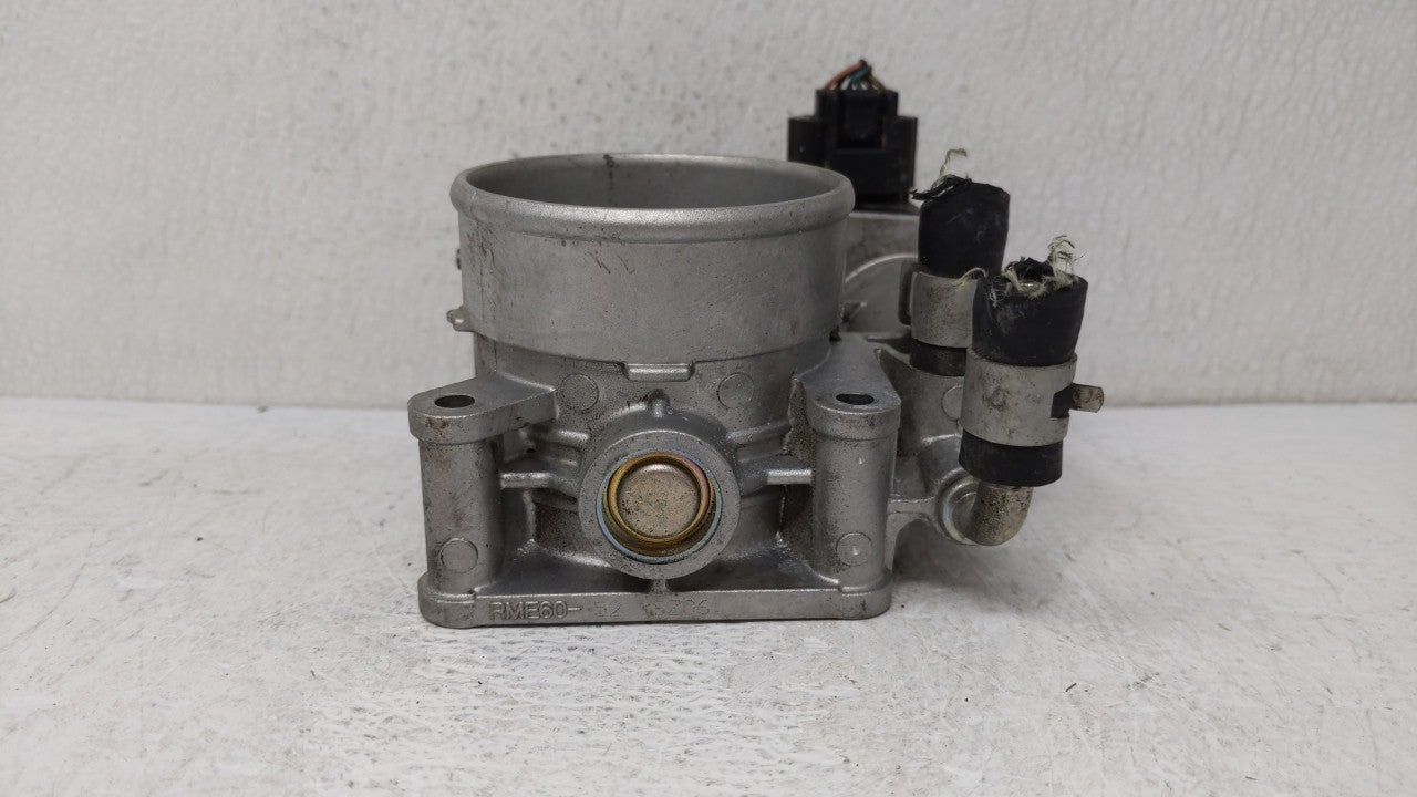 2016-2018 Infiniti Q50 Throttle Body P/N:RME60-52 Fits 2016 2017 2018 OEM Used Auto Parts - Oemusedautoparts1.com