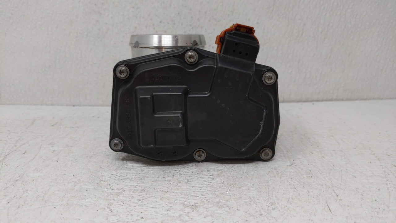 2014-2019 Ford Fusion Throttle Body P/N:DS7G-9E991-BB DS7G-9F991-CA Fits 2014 2015 2016 2017 2018 2019 OEM Used Auto Parts - Oemusedautoparts1.com