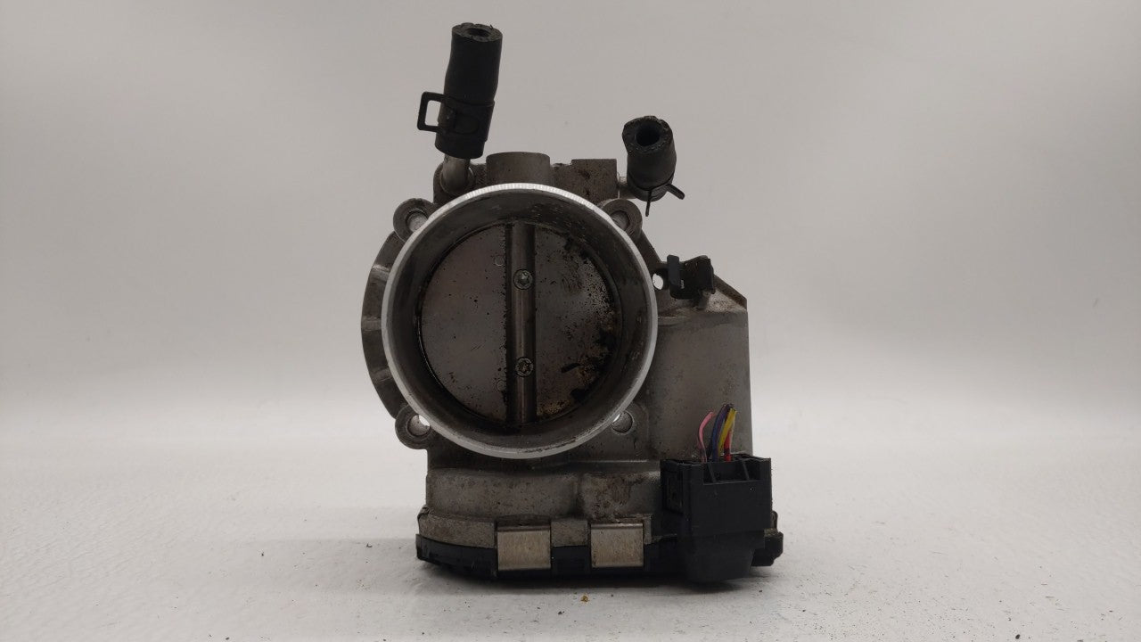 2011-2014 Hyundai Sonata Throttle Body P/N:35100-2G700 Fits 2011 2012 2013 2014 2015 2016 OEM Used Auto Parts - Oemusedautoparts1.com