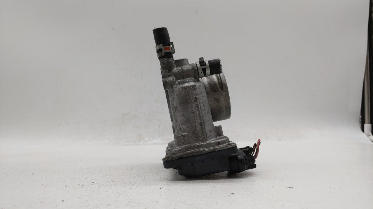 2011-2018 Toyota Corolla Throttle Body P/N:22030-0T080 Fits 2011 2012 2013 2014 2015 2016 2017 2018 OEM Used Auto Parts - Oemusedautoparts1.com