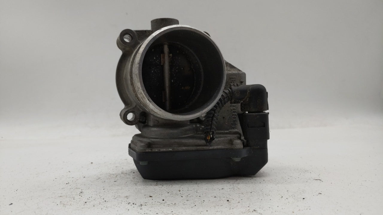 2013-2019 Volkswagen Golf Throttle Body P/N:06F 133 062 E 06F 133 062 J Fits OEM Used Auto Parts - Oemusedautoparts1.com