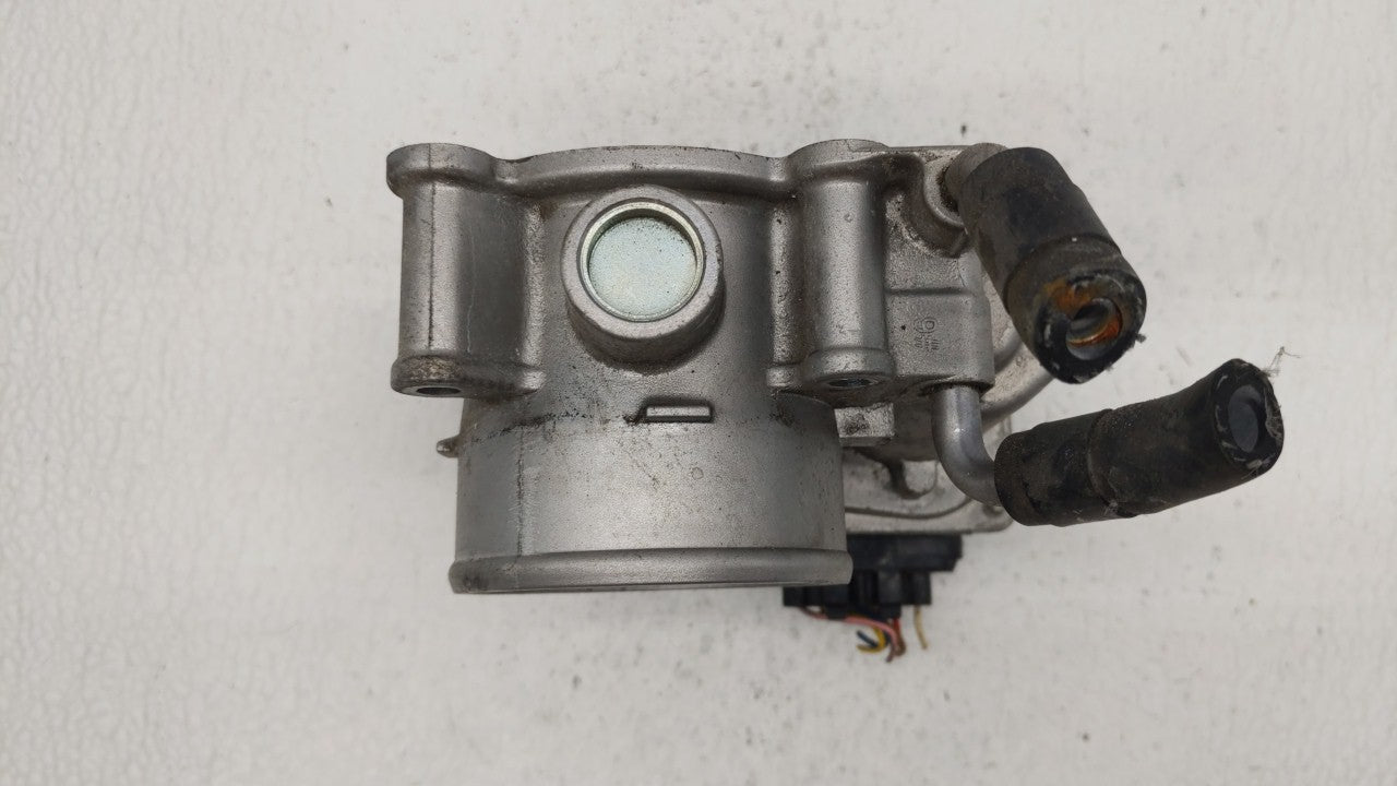 2011-2018 Hyundai Elantra Throttle Body P/N:35100-2E000 Fits 2011 2012 2013 2014 2015 2016 2017 2018 2019 OEM Used Auto Parts - Oemusedautoparts1.com