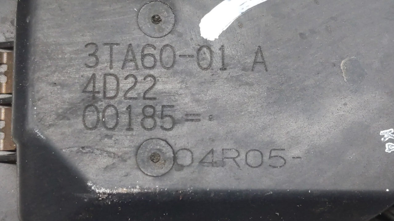 2014-2019 Nissan Rogue Throttle Body P/N:3TA60-01 B 3TA60-01 A Fits 2013 2014 2015 2016 2017 2018 2019 OEM Used Auto Parts - Oemusedautoparts1.com