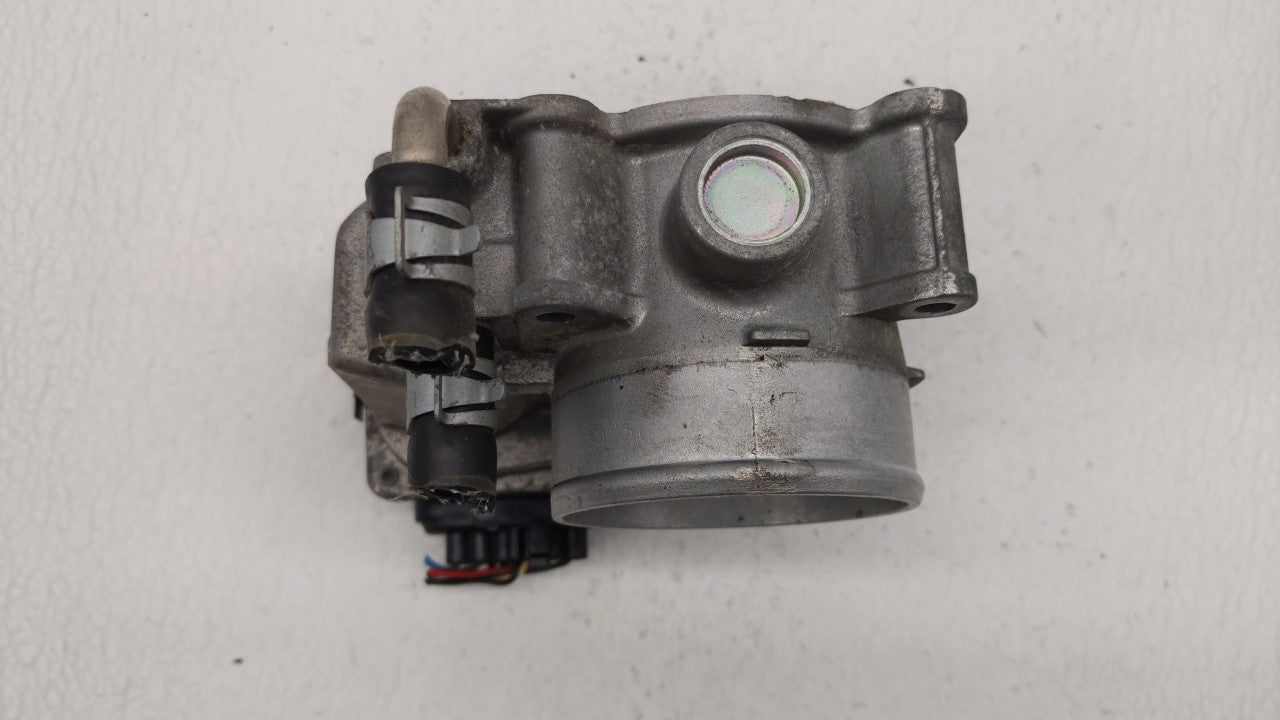 2014-2019 Nissan Rogue Throttle Body P/N:3TA60-01 B 3TA60-01 A Fits 2013 2014 2015 2016 2017 2018 2019 OEM Used Auto Parts - Oemusedautoparts1.com